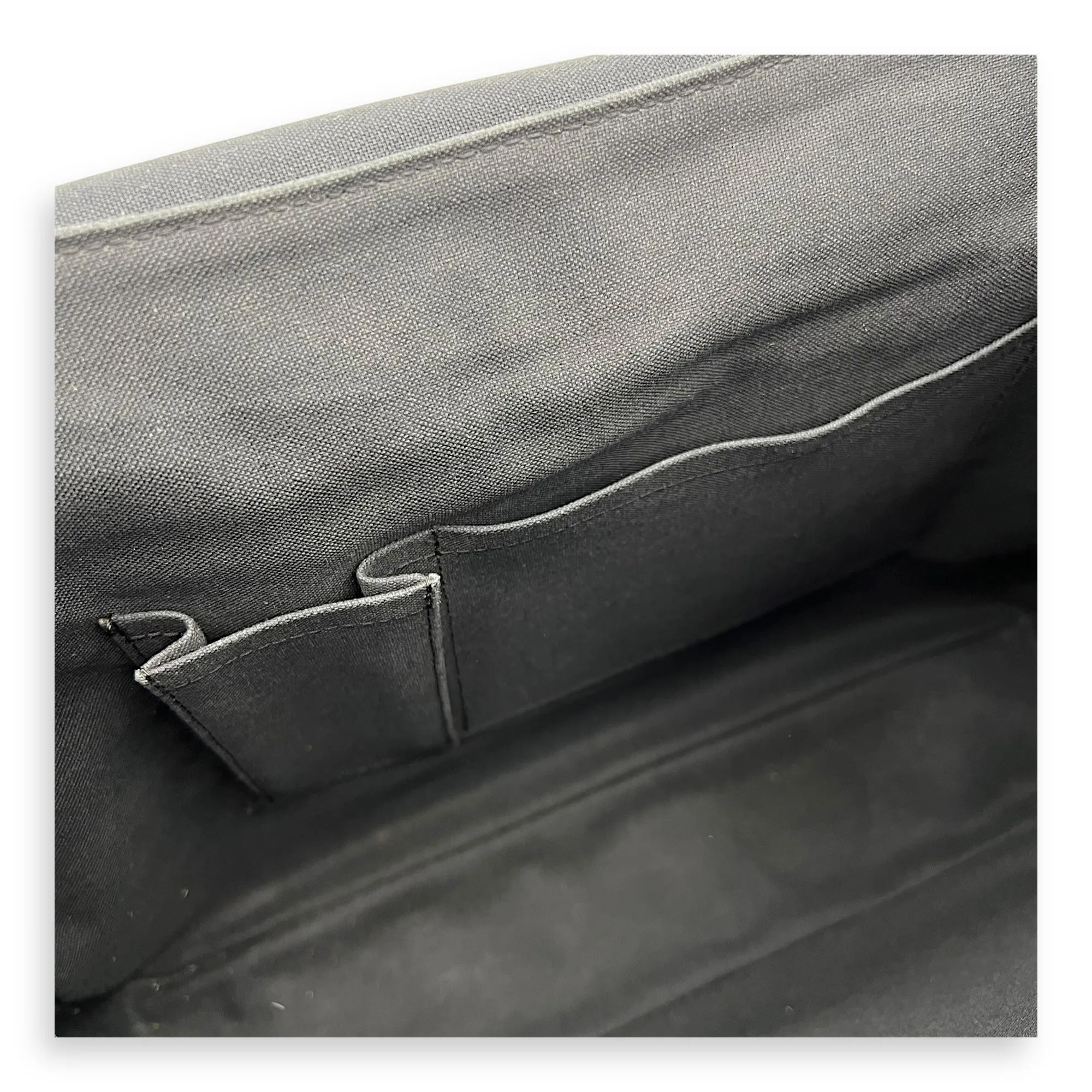Daniel Messenger MM Graphite in Coated Canvas, Silver hardware