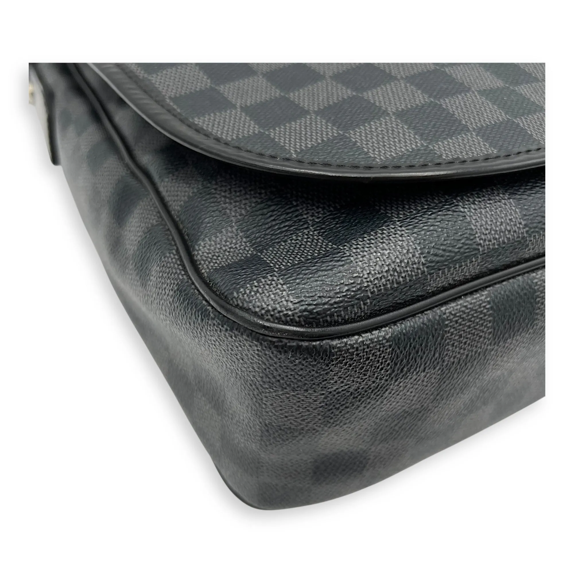Daniel Messenger MM Graphite in Coated Canvas, Silver hardware