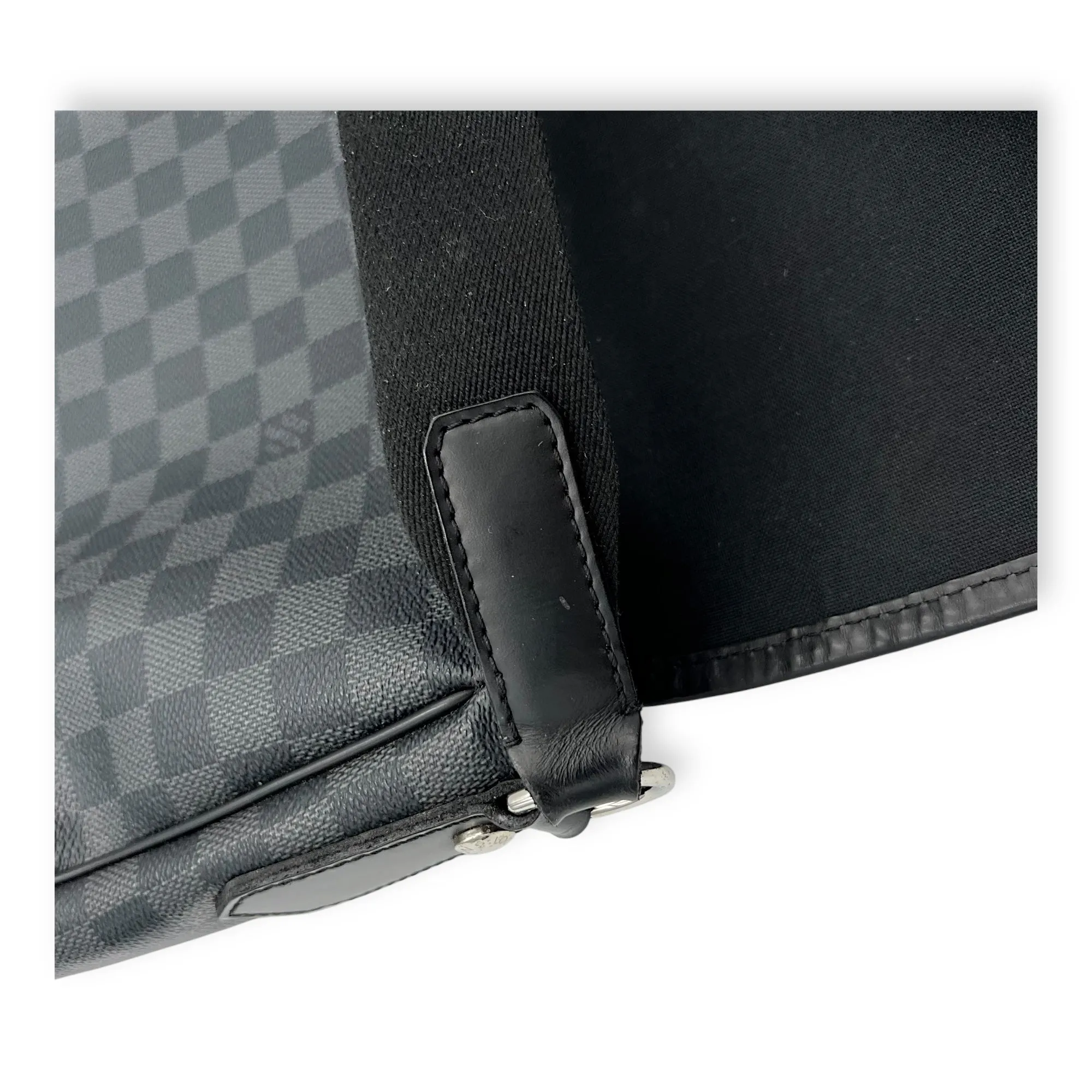 Daniel Messenger MM Graphite in Coated Canvas, Silver hardware