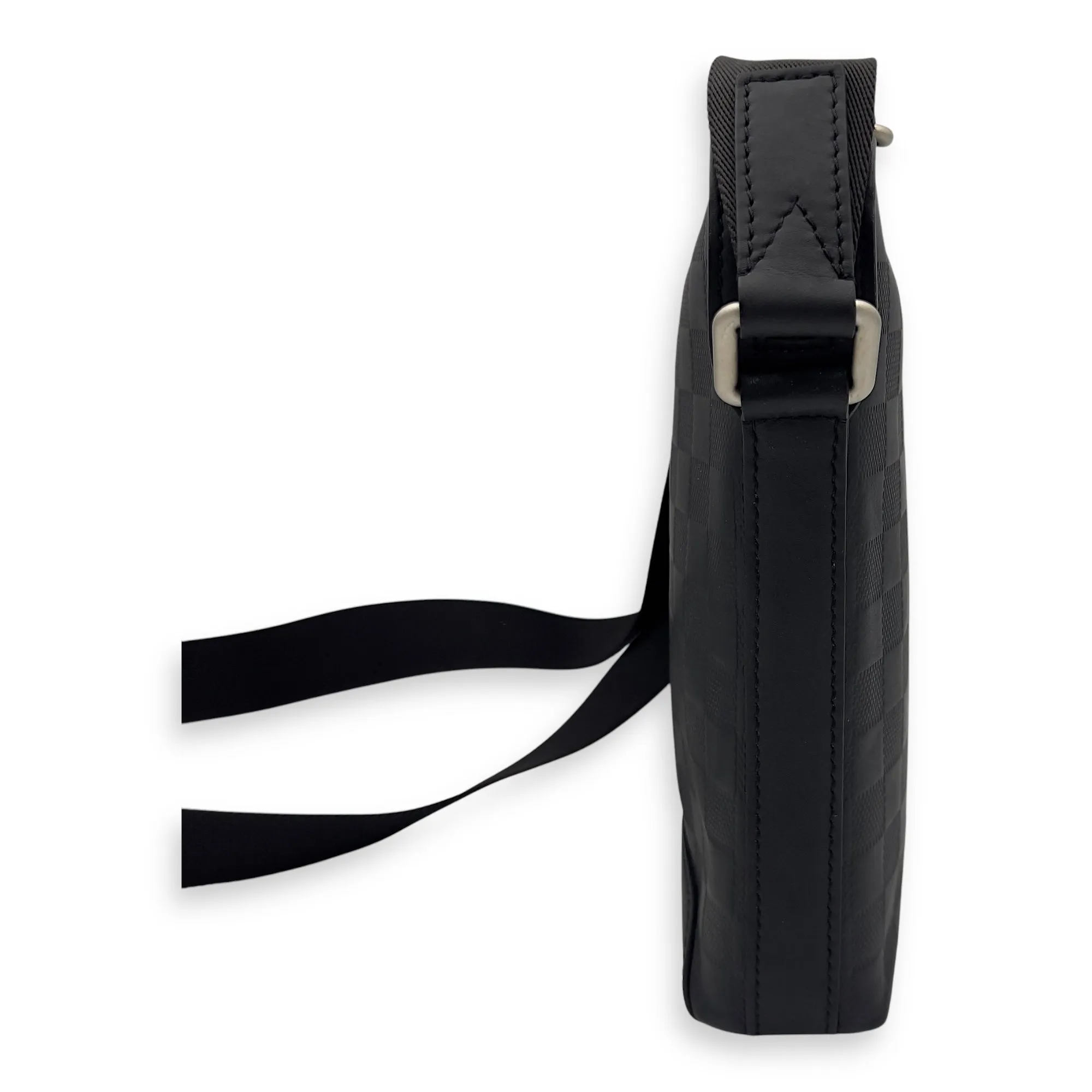 Discovery Messenger Black in Calfskin, Silver hardware