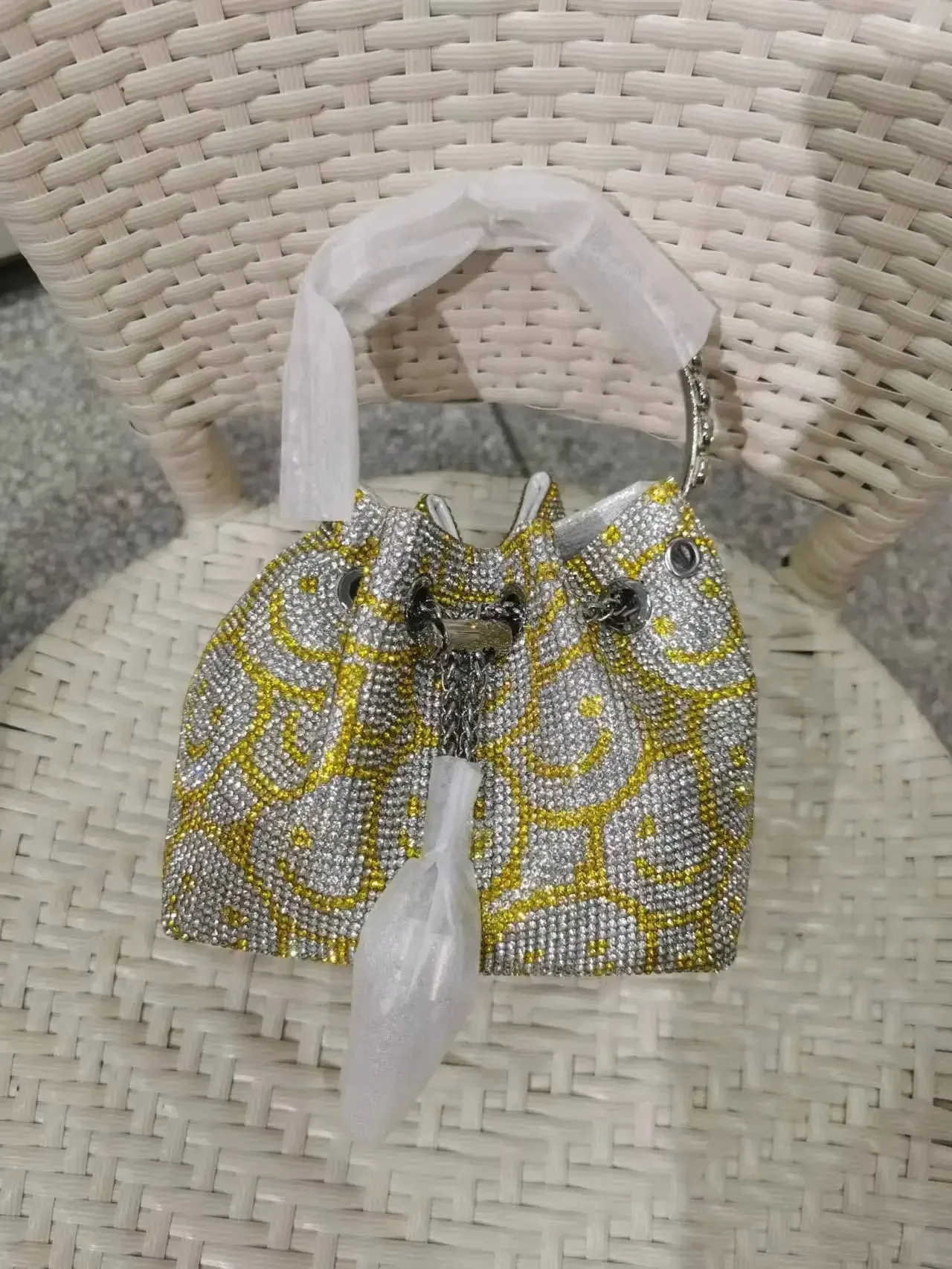 Elegant Women's Fashion Bucket Bag with Sparkling Diamond Embroidery - Hard Shell Shoulder Purse