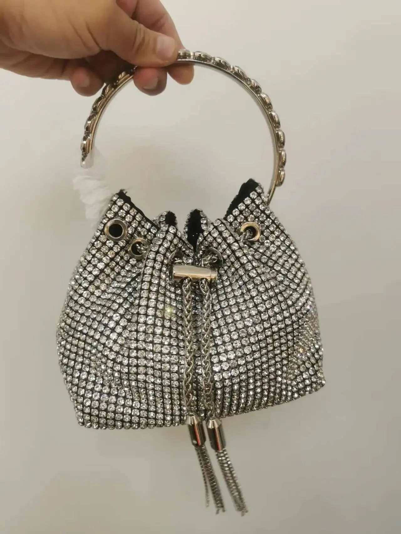 Elegant Women's Fashion Bucket Bag with Sparkling Diamond Embroidery - Hard Shell Shoulder Purse