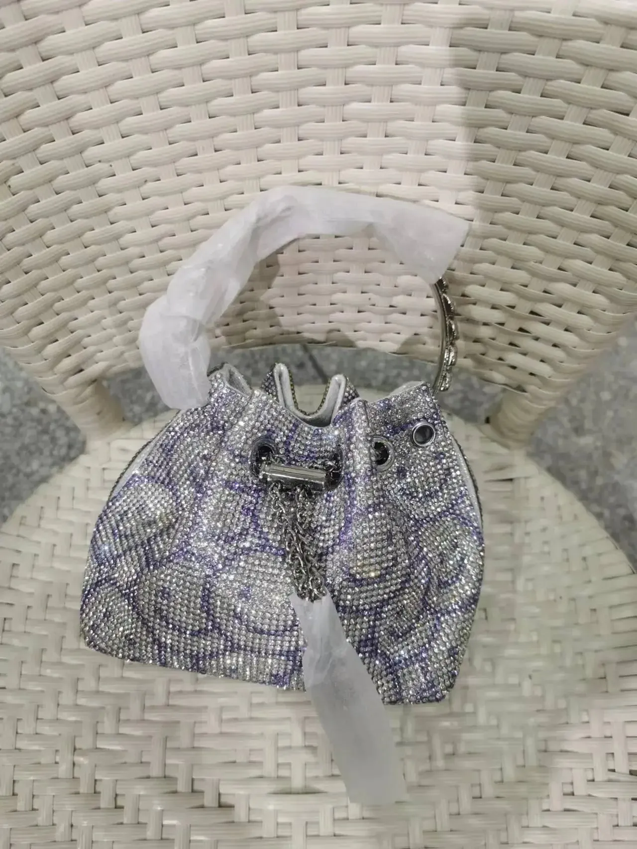 Elegant Women's Fashion Bucket Bag with Sparkling Diamond Embroidery - Hard Shell Shoulder Purse