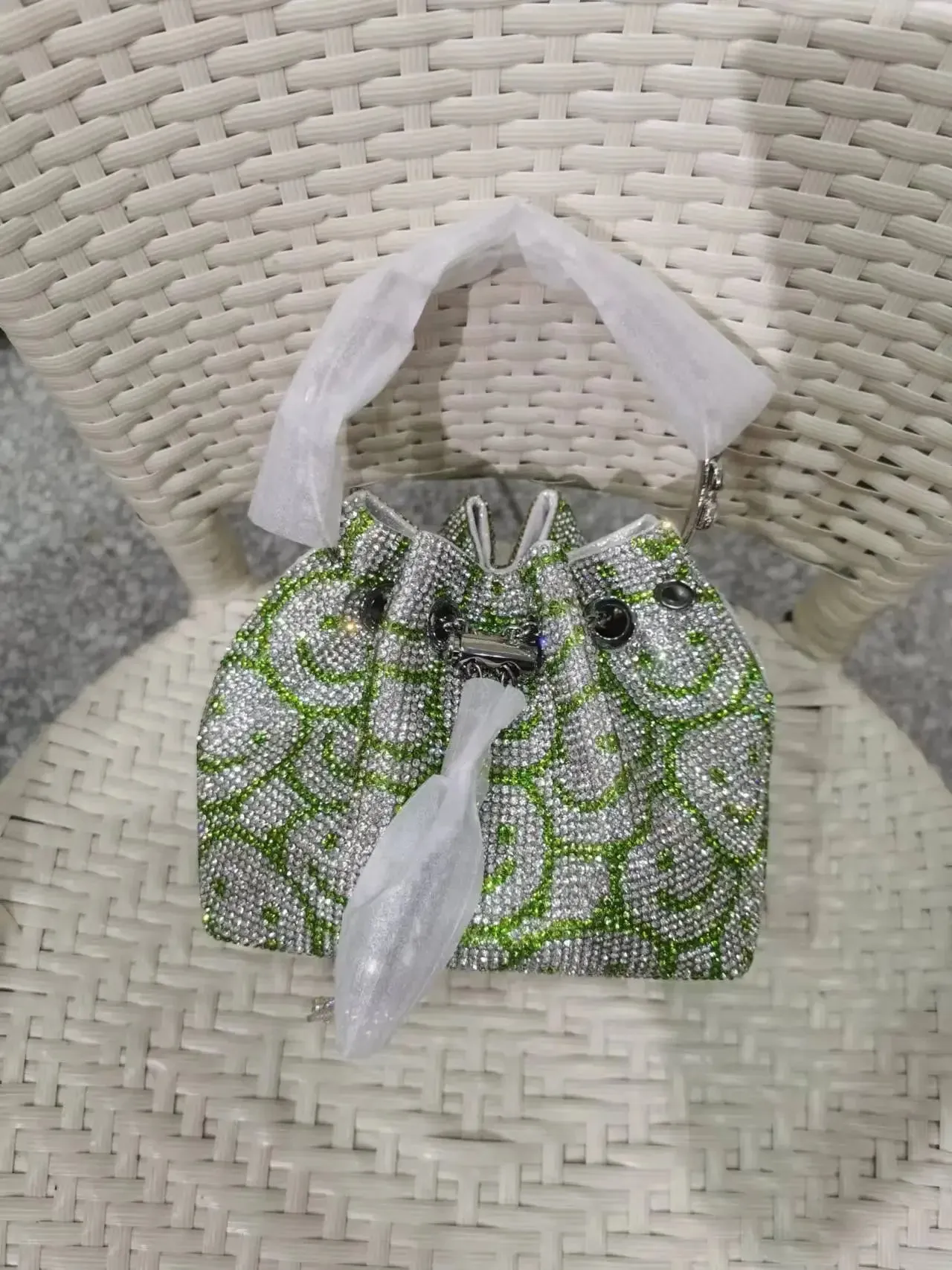Elegant Women's Fashion Bucket Bag with Sparkling Diamond Embroidery - Hard Shell Shoulder Purse
