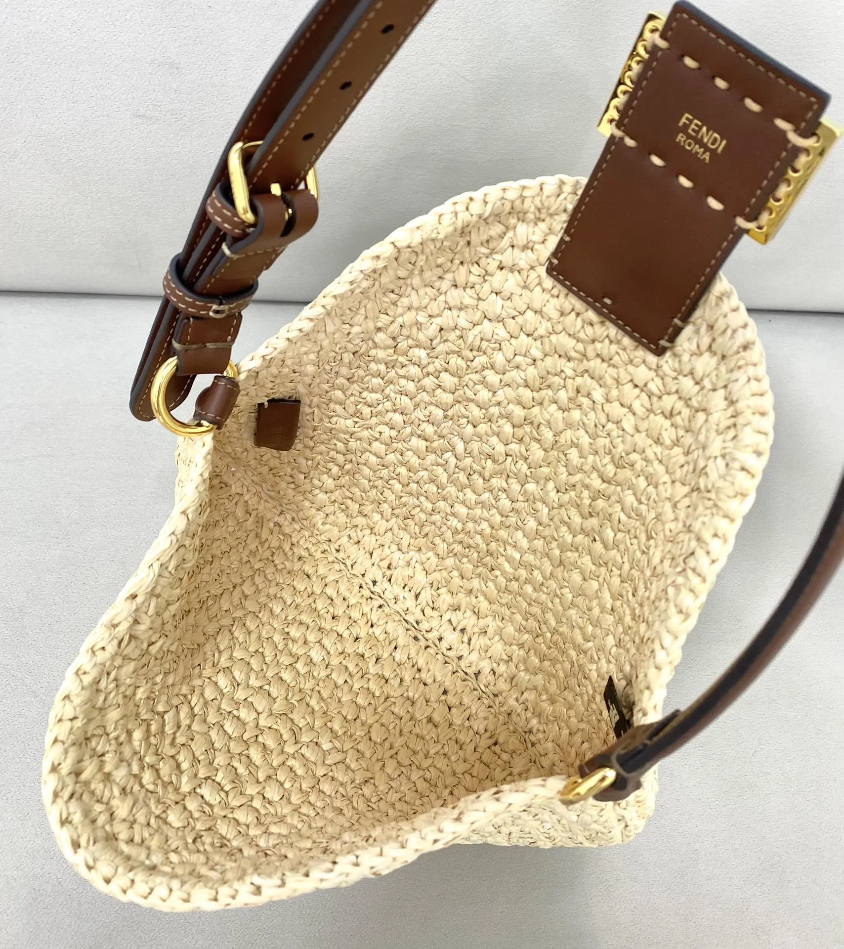 FI Small Croissant Hobo Bag Raffia For Women, Women&#8217;s Handbags, Shoulder Bags 11.4in/29cm FF 8BR790AFGJF1E1B