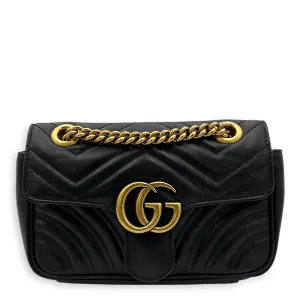 GG Marmont Shoulder Bag Mini Black in Calfskin, Gold hardware