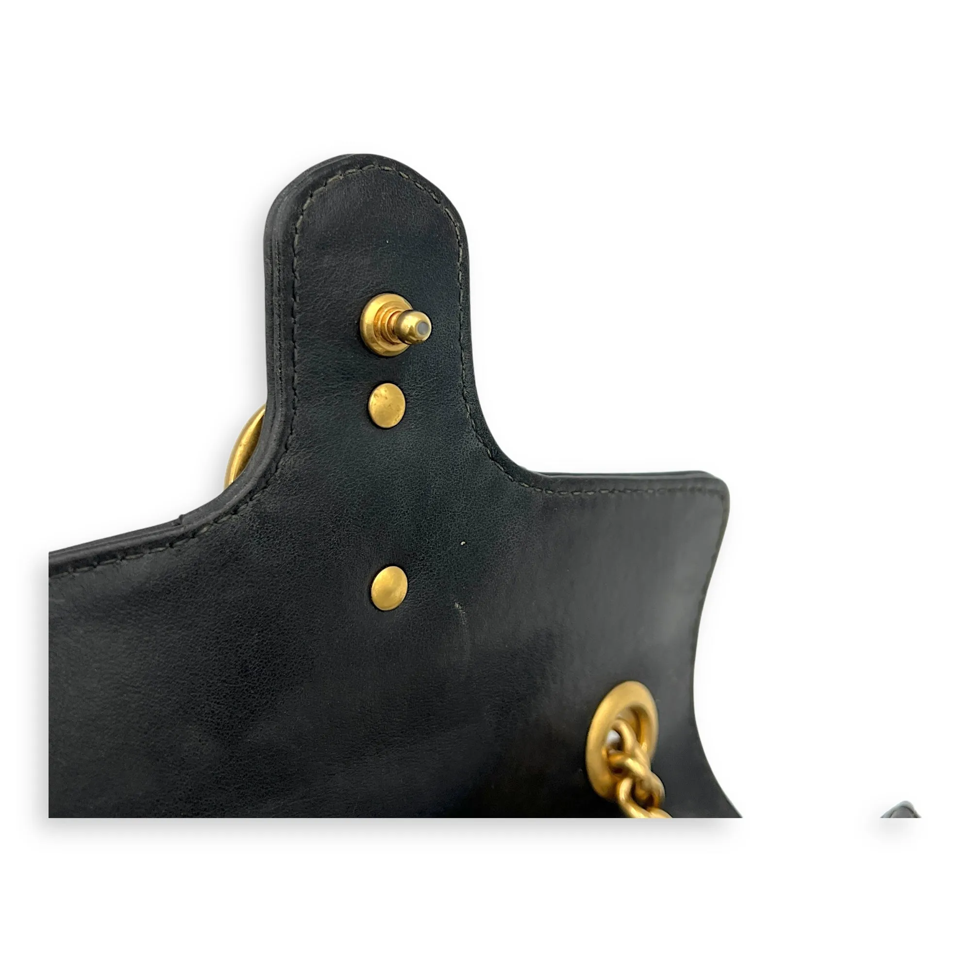 GG Marmont Shoulder Bag Mini Black in Calfskin, Gold hardware
