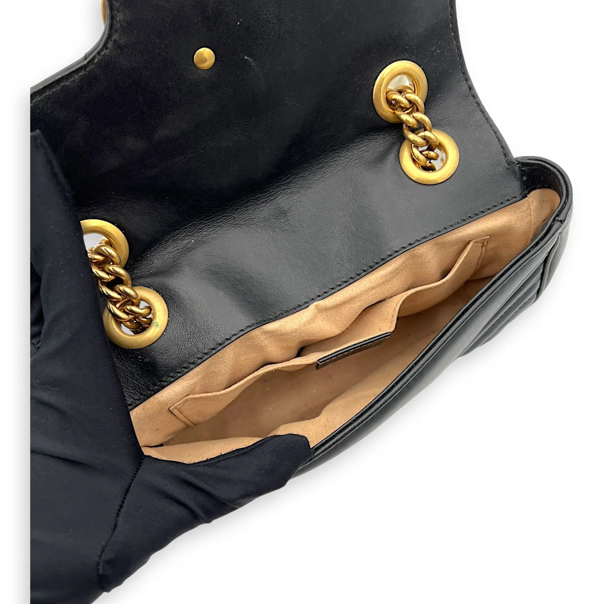 GG Marmont Shoulder Bag Mini Black in Calfskin, Gold hardware