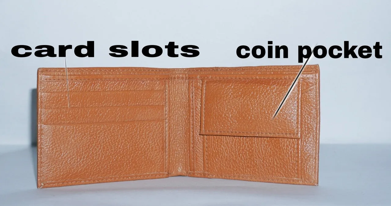 GOUS Men Casual Tan Genuine Leather Wallet (6 Card Slots)