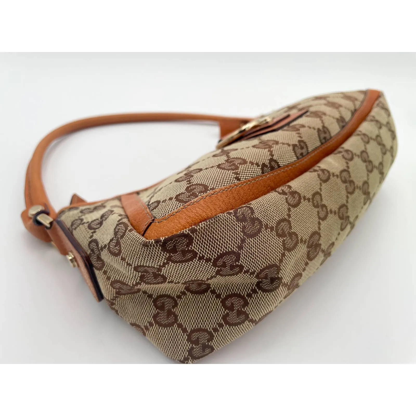 Gucci Abbey D-Ring Pochette