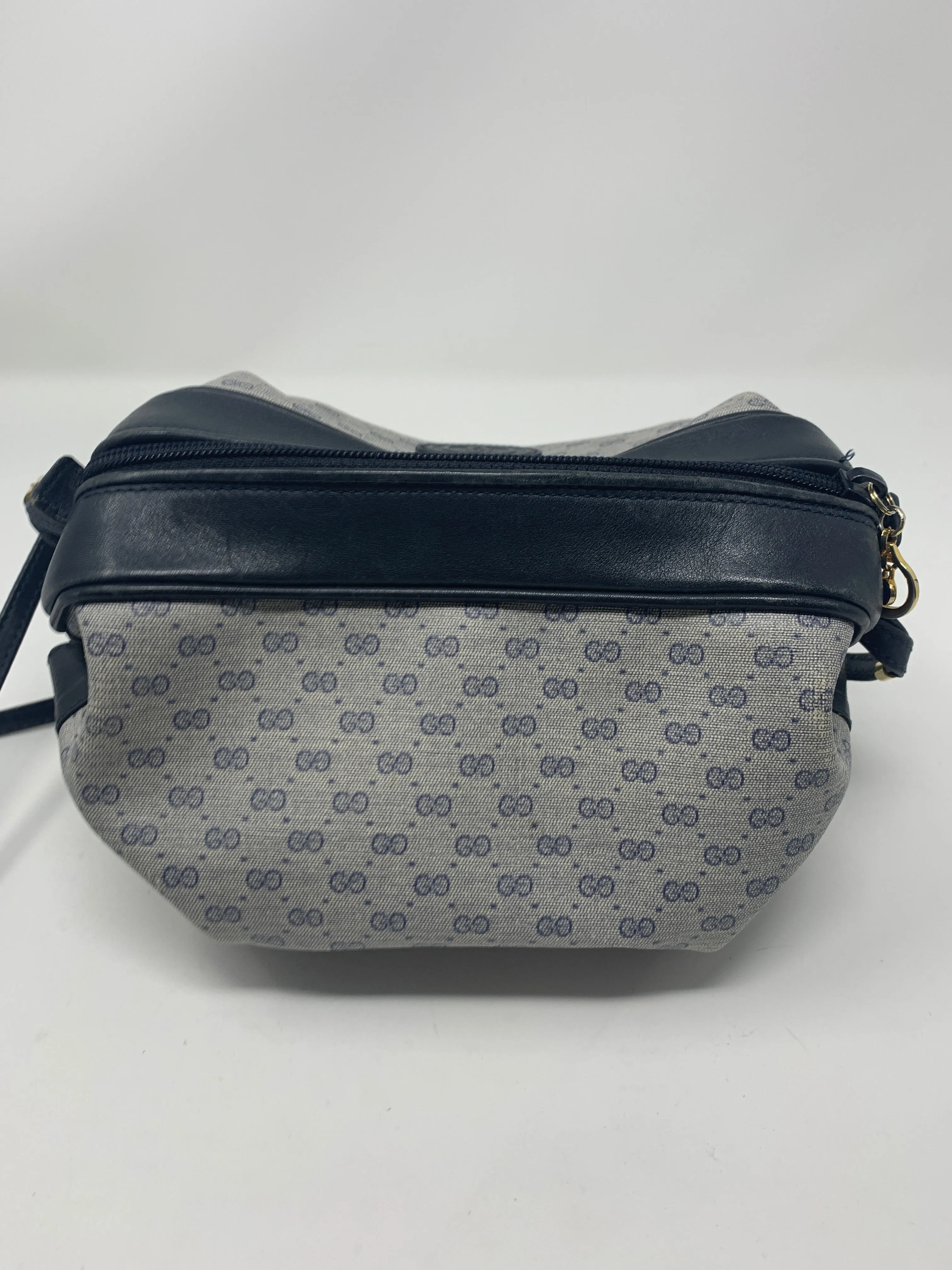 Gucci Crossbody! Vintage!