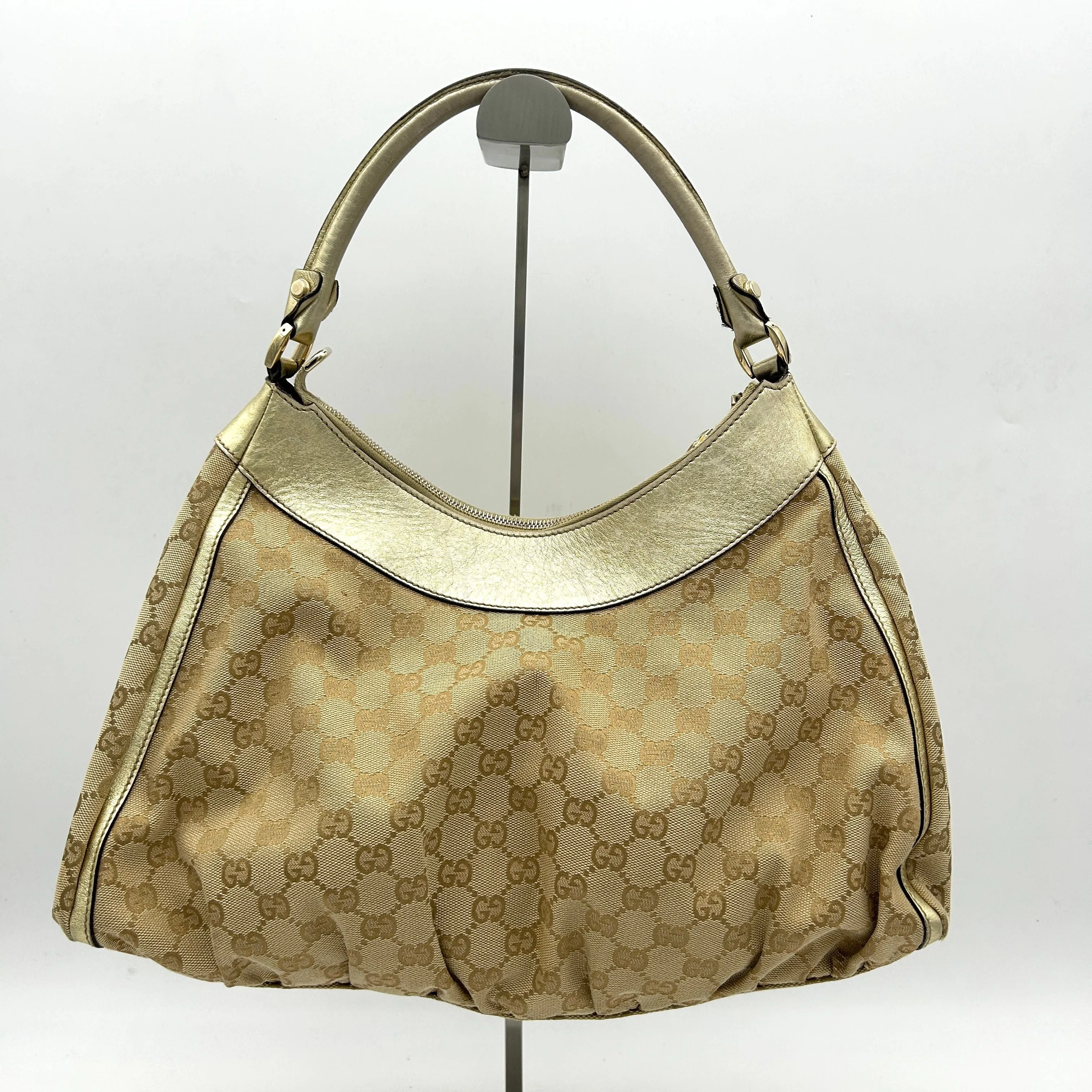 Gucci GG Canvas Large Abbey Hobo - Neutrals Handle Bags, Handbags gu9918er