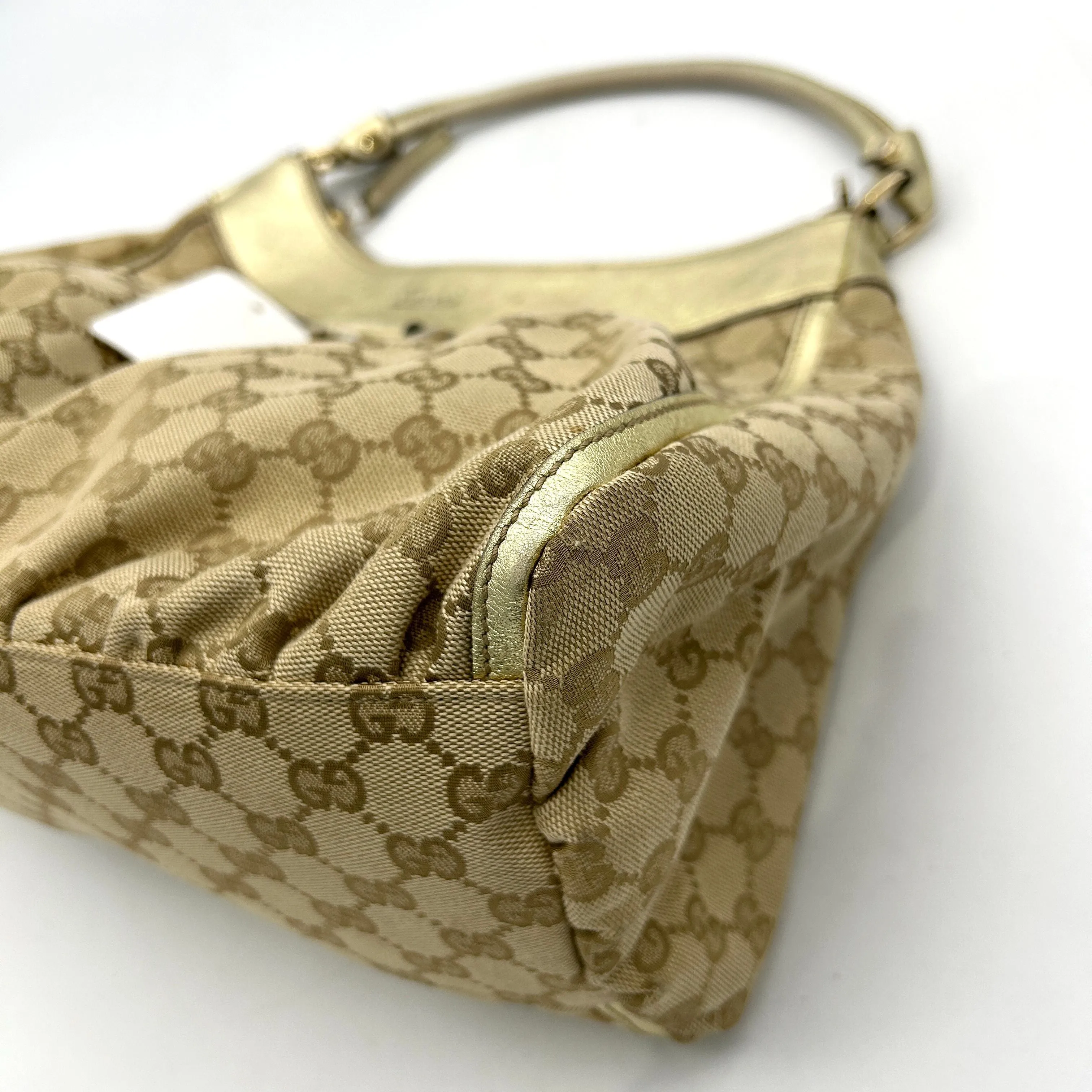 Gucci GG Canvas Large Abbey Hobo - Neutrals Handle Bags, Handbags gu9918er