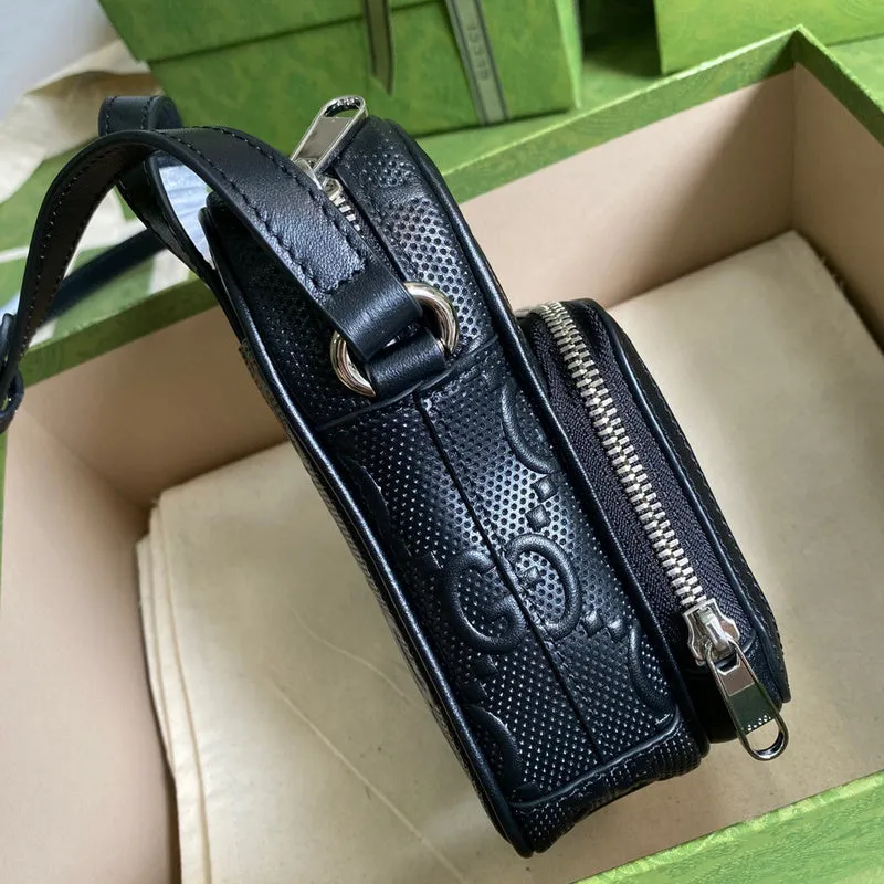 Gucci   Luxury Bags  1001