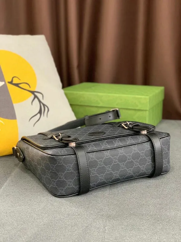Gucci   Luxury Bags  1004