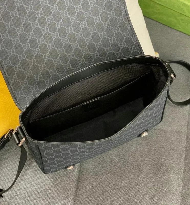Gucci   Luxury Bags  1004