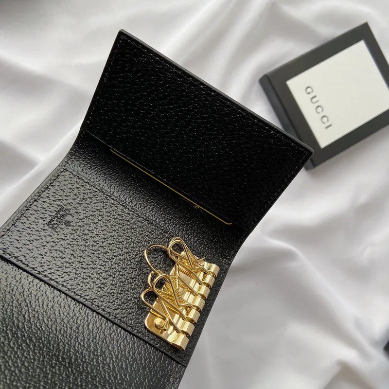 Gucci   Luxury Bags  1347