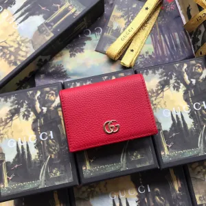 Gucci   Luxury Bags  902
