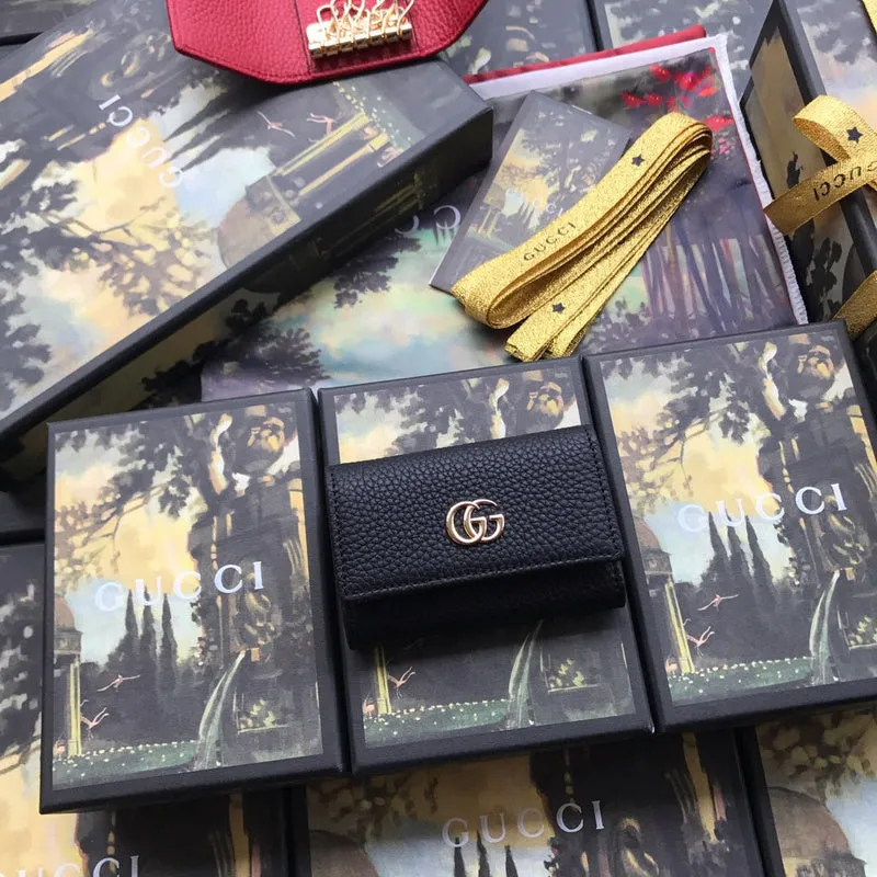 Gucci   Luxury Bags  907
