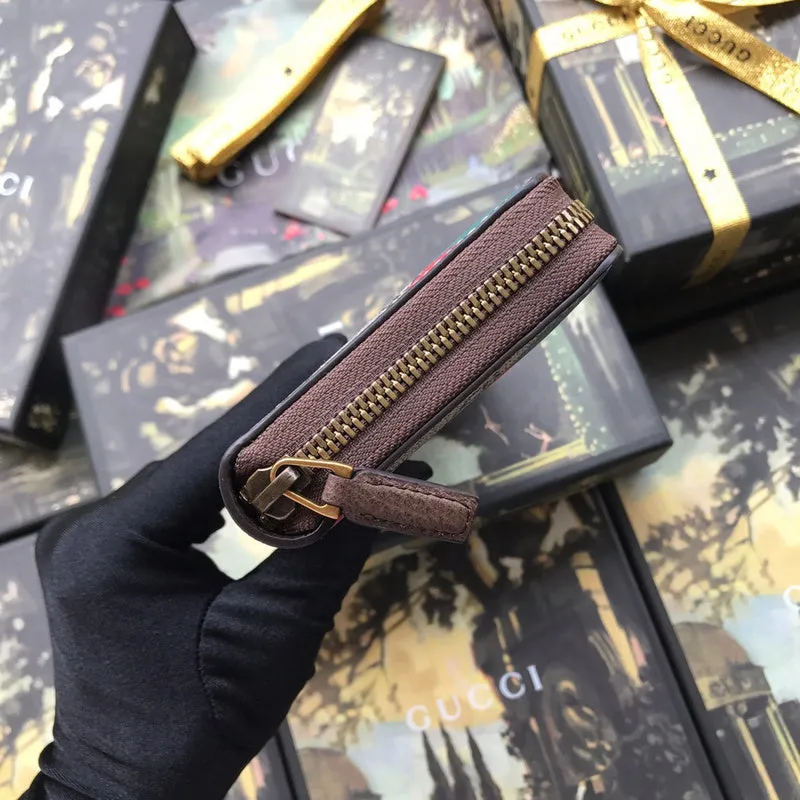 Gucci   Luxury Bags  942