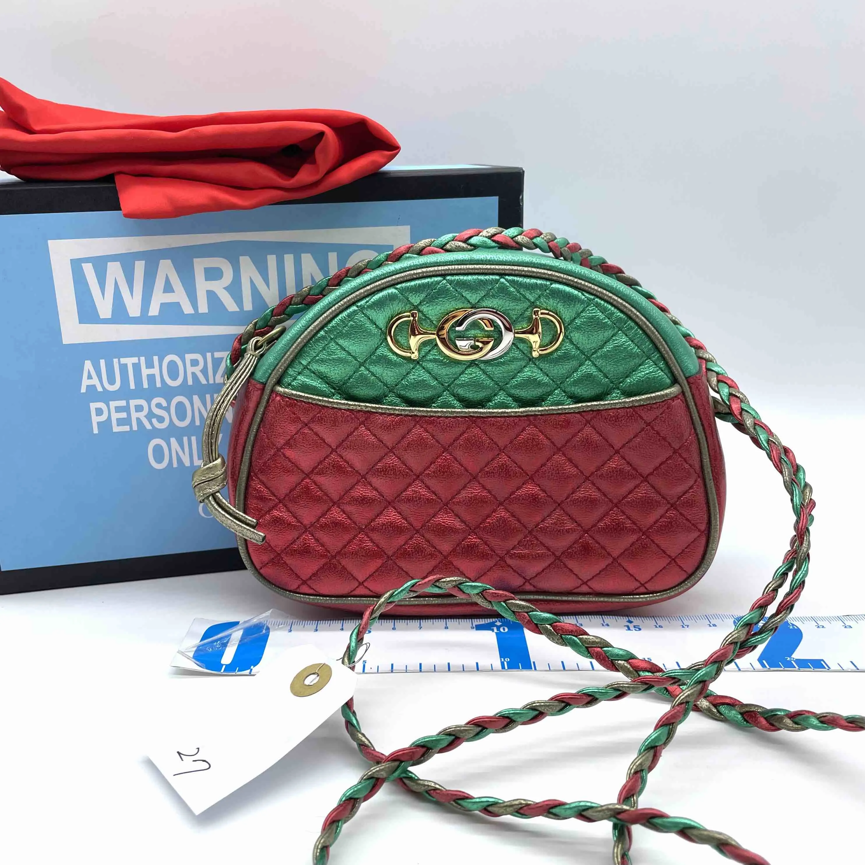 Gucci Preloved Leather Shoulder Bag h204-27 Red/Green