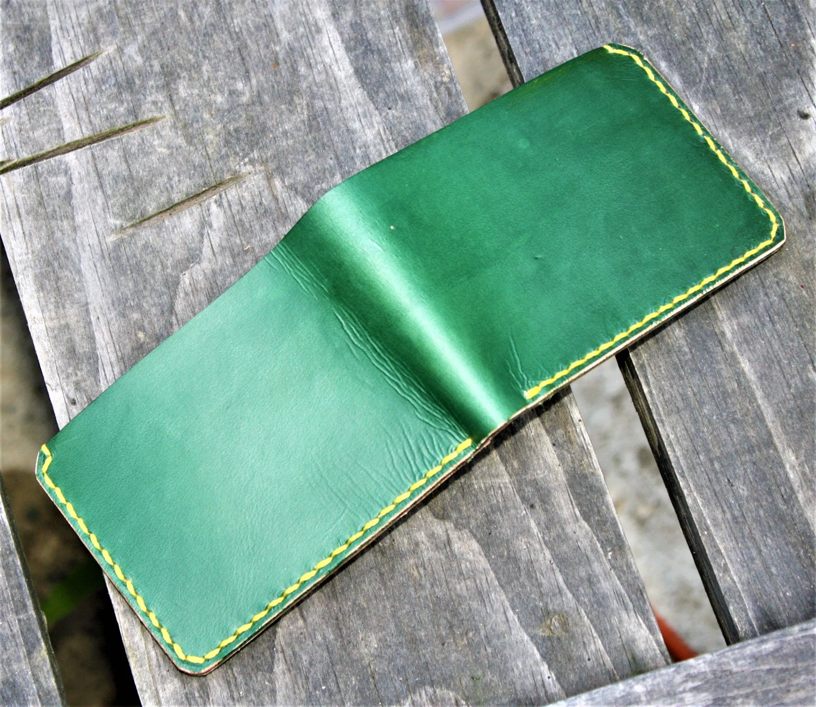 Handmade Leather Bi-Fold Wallet Wickett & Craig