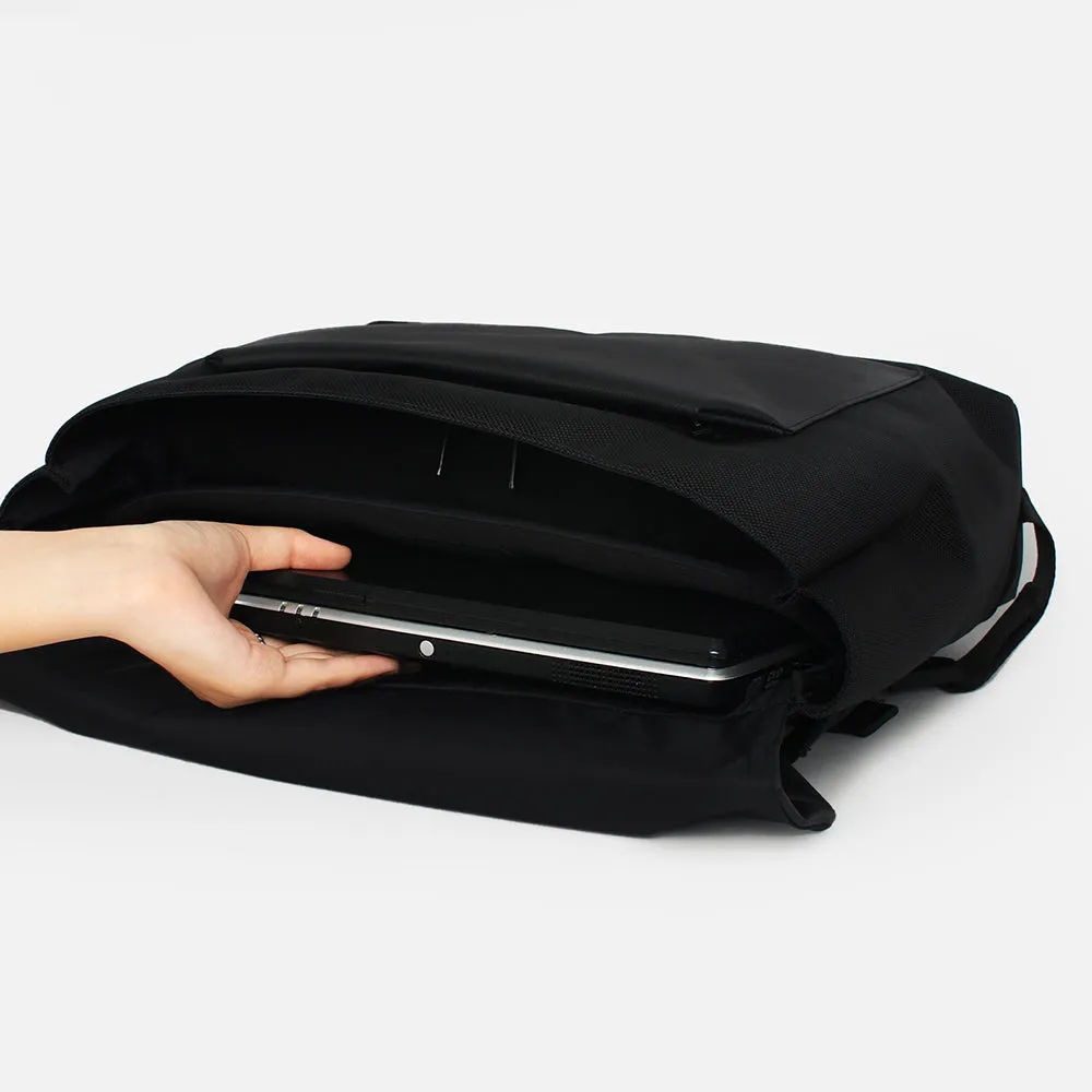 Hawk C1 Messenger Bag