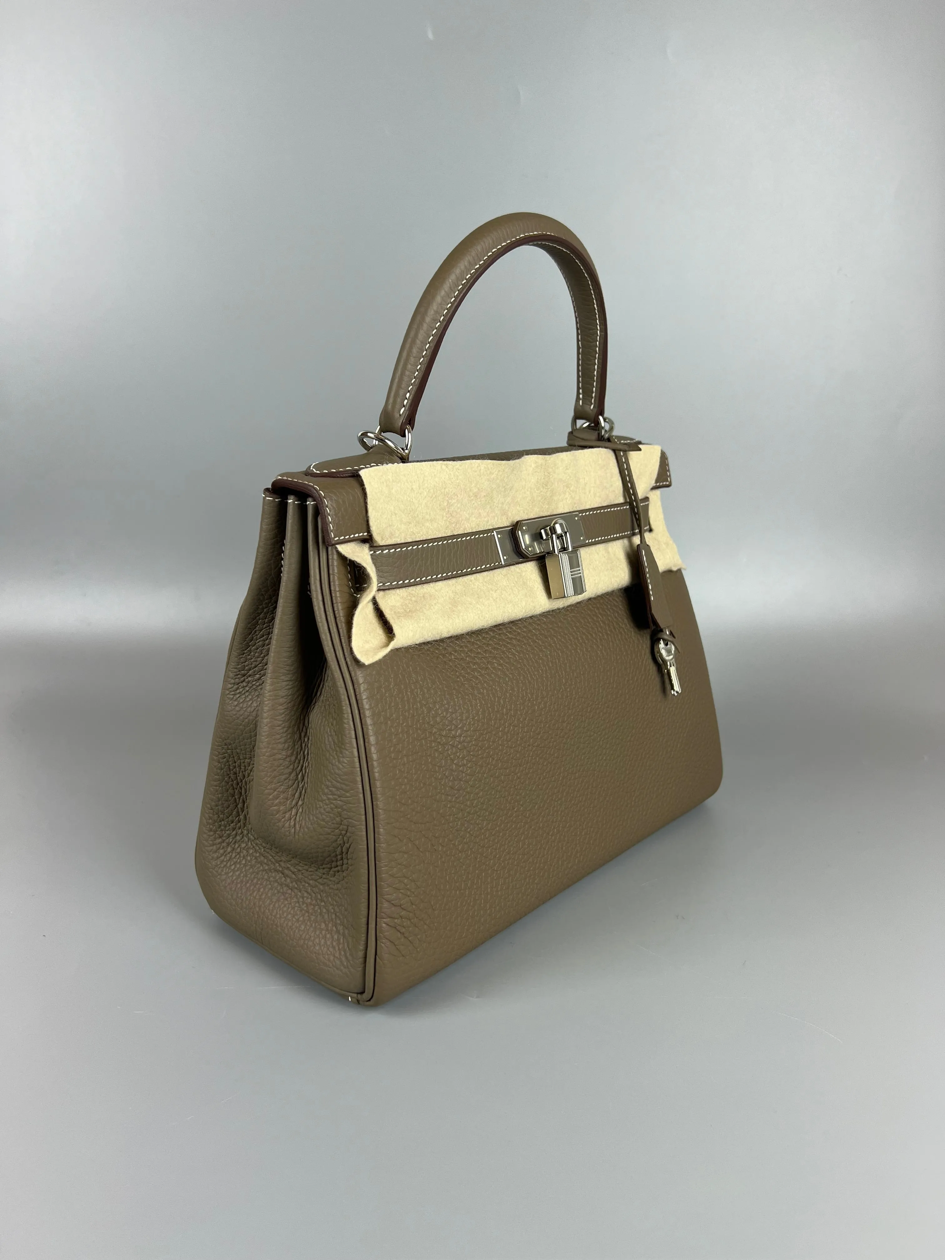 HERMES Kelly 28 Handbag 2024 Unworn Full Set