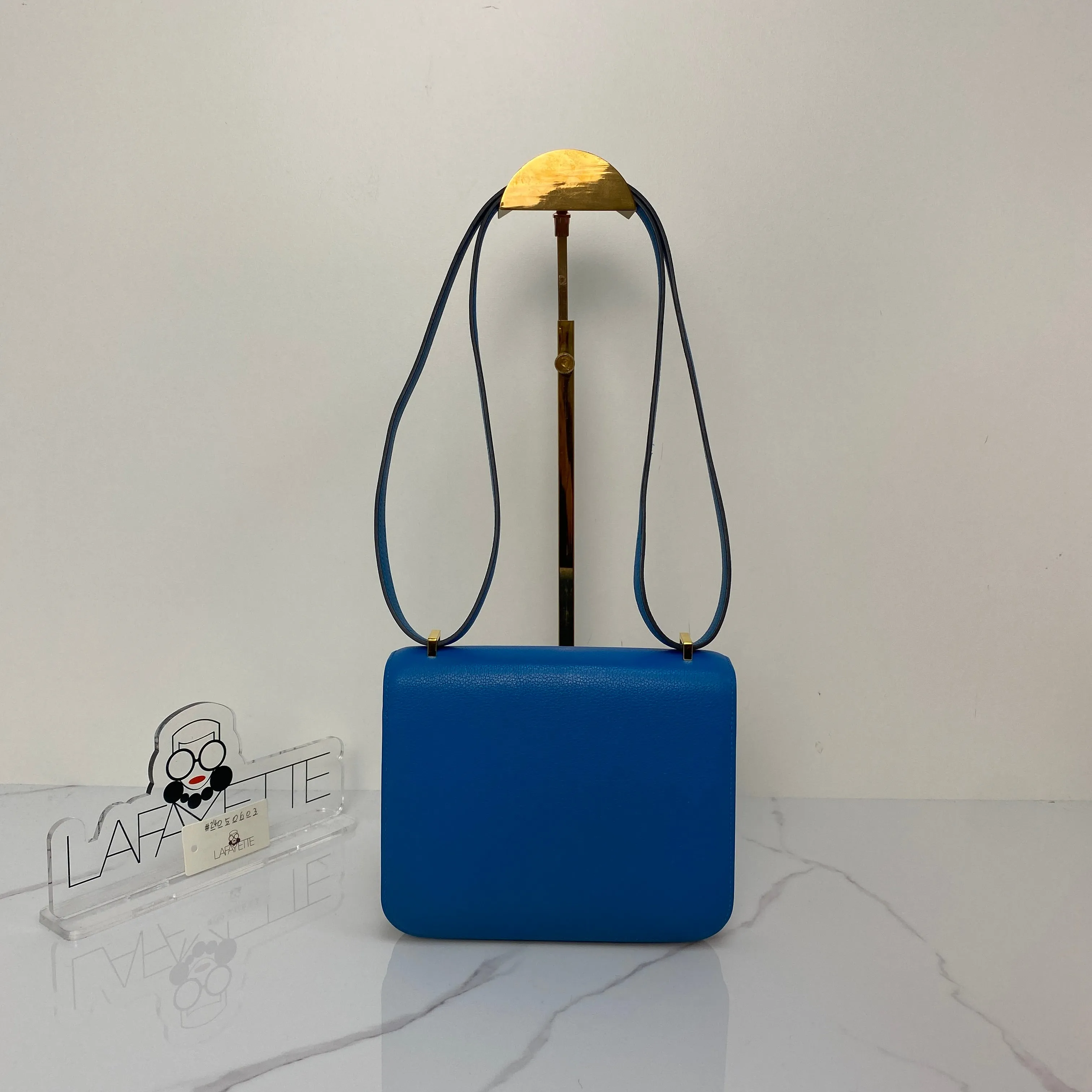 Hermès Constance 18