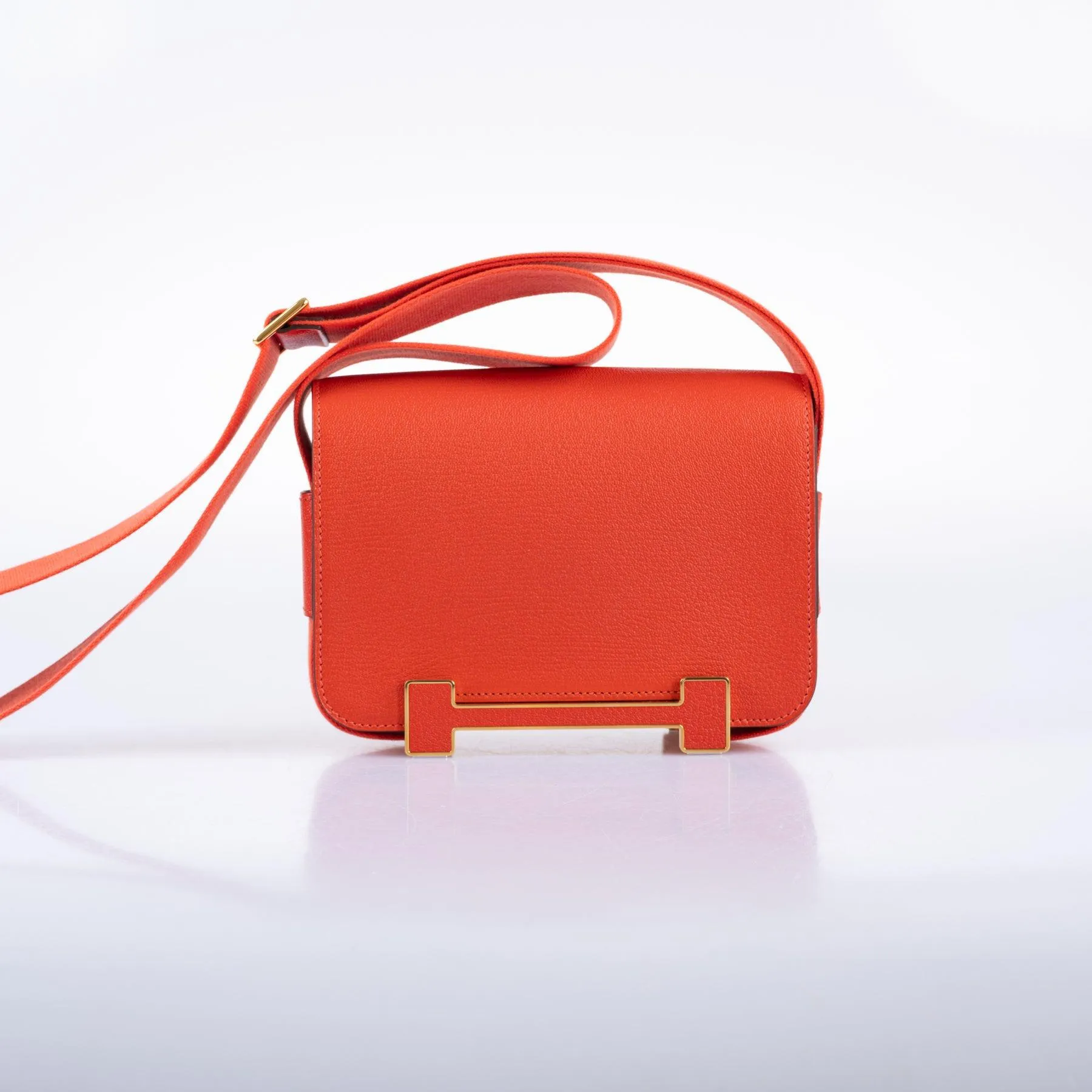 Hermès Geta Bag Capucine Mysore Goatskin with Gold Hardware