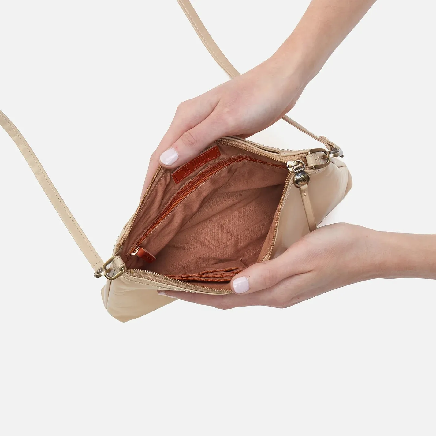 Hobo - Darcy Crossbody - Quartz