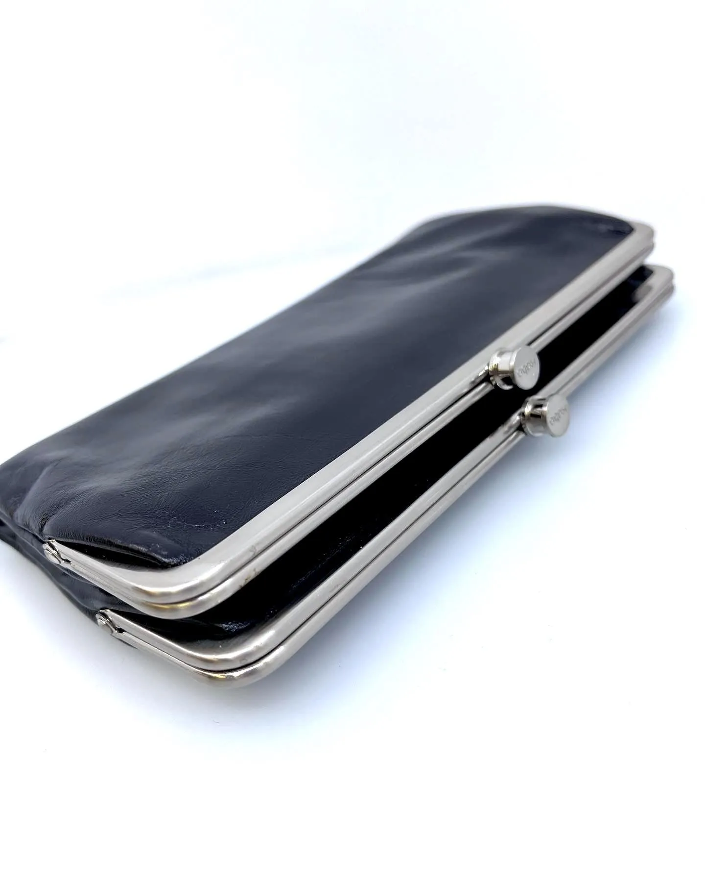 HOBO LAUREN CLUTCH WALLET