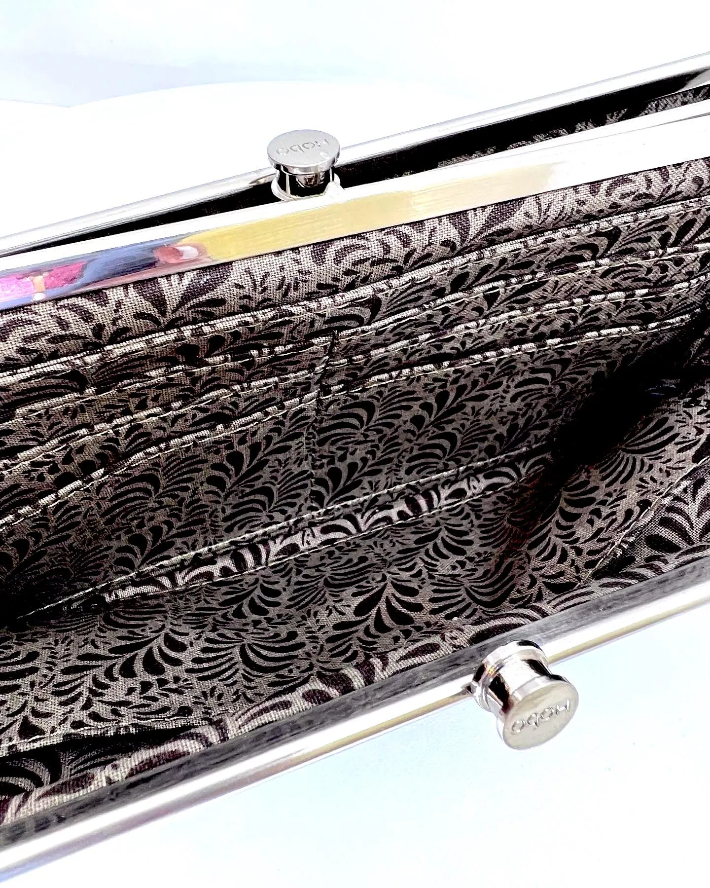 HOBO LAUREN CLUTCH WALLET