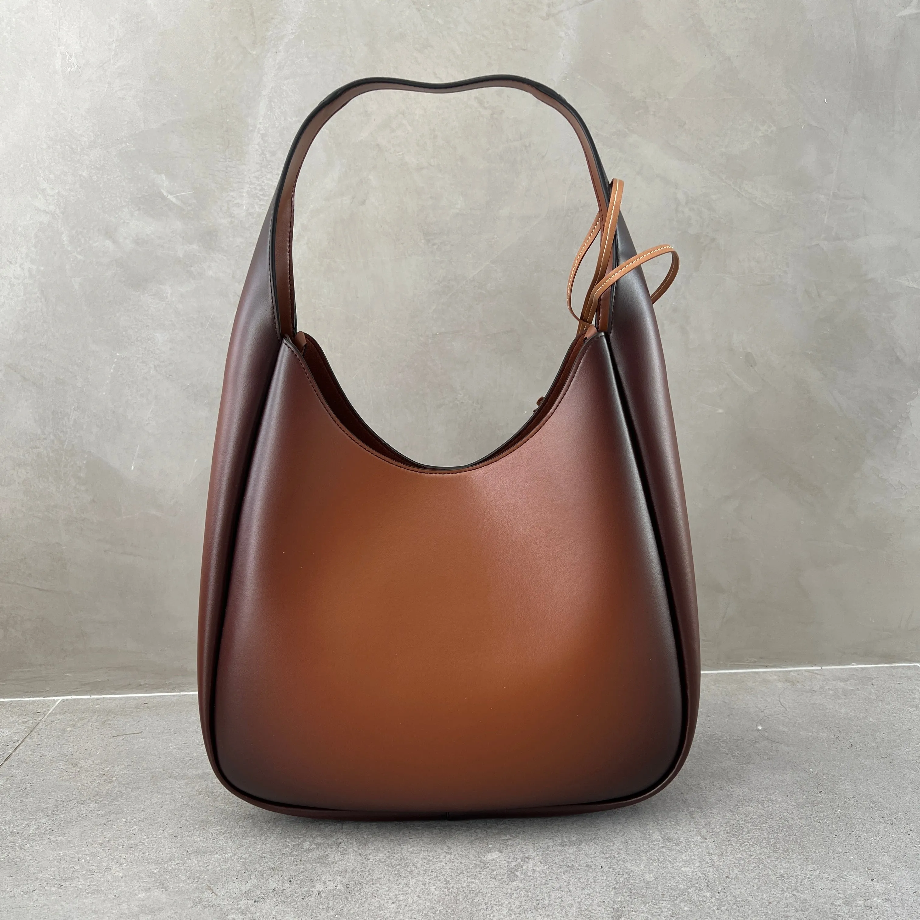 Logo Hobo Large, Aged Brandy