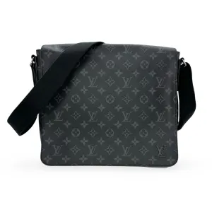 LOUIS VUITTON: Monogram Eclipse District Messenger MM