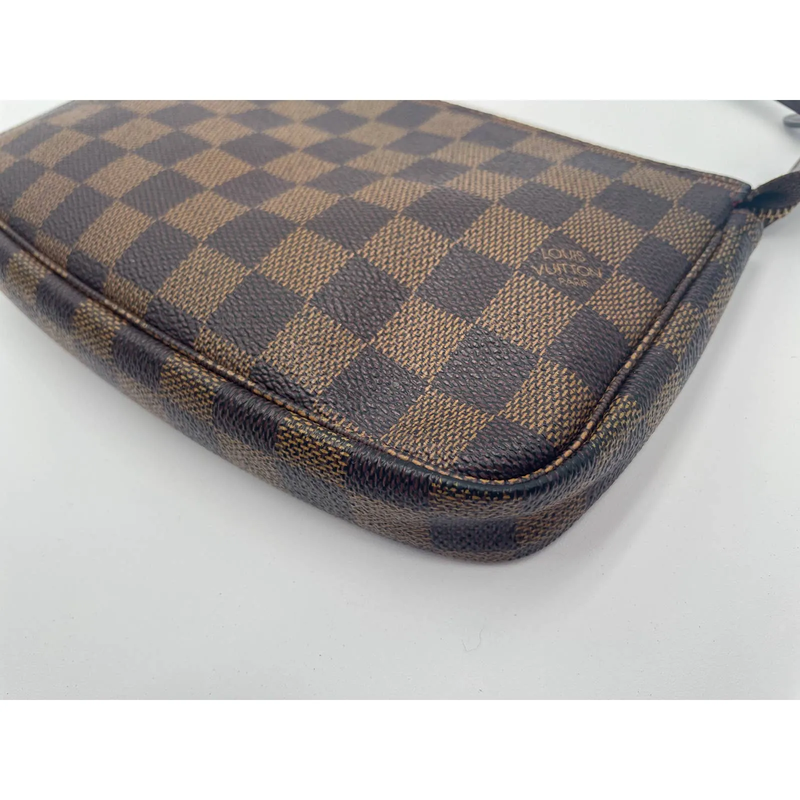 Louis Vuitton Pochette Damier Ebene