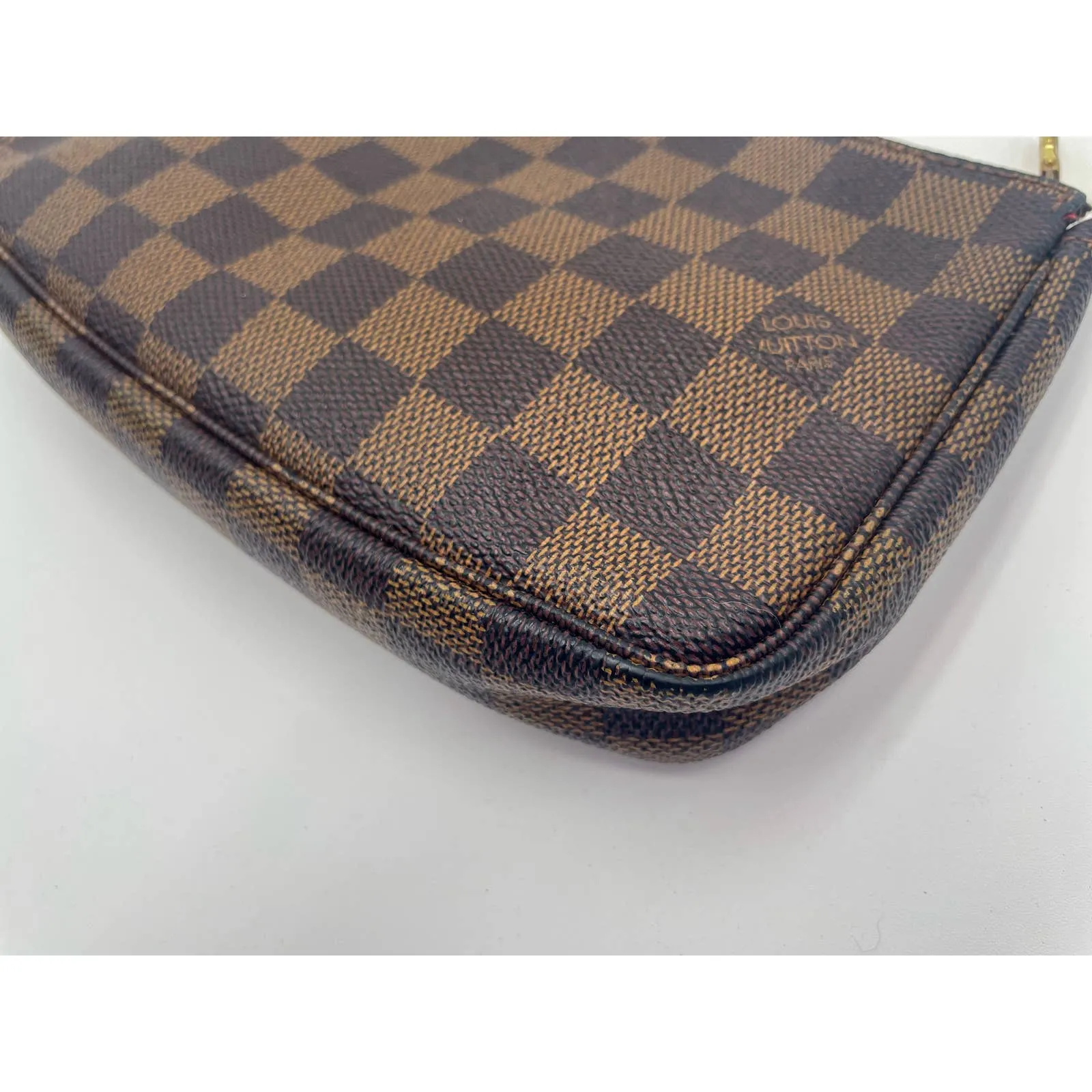 Louis Vuitton Pochette Damier Ebene