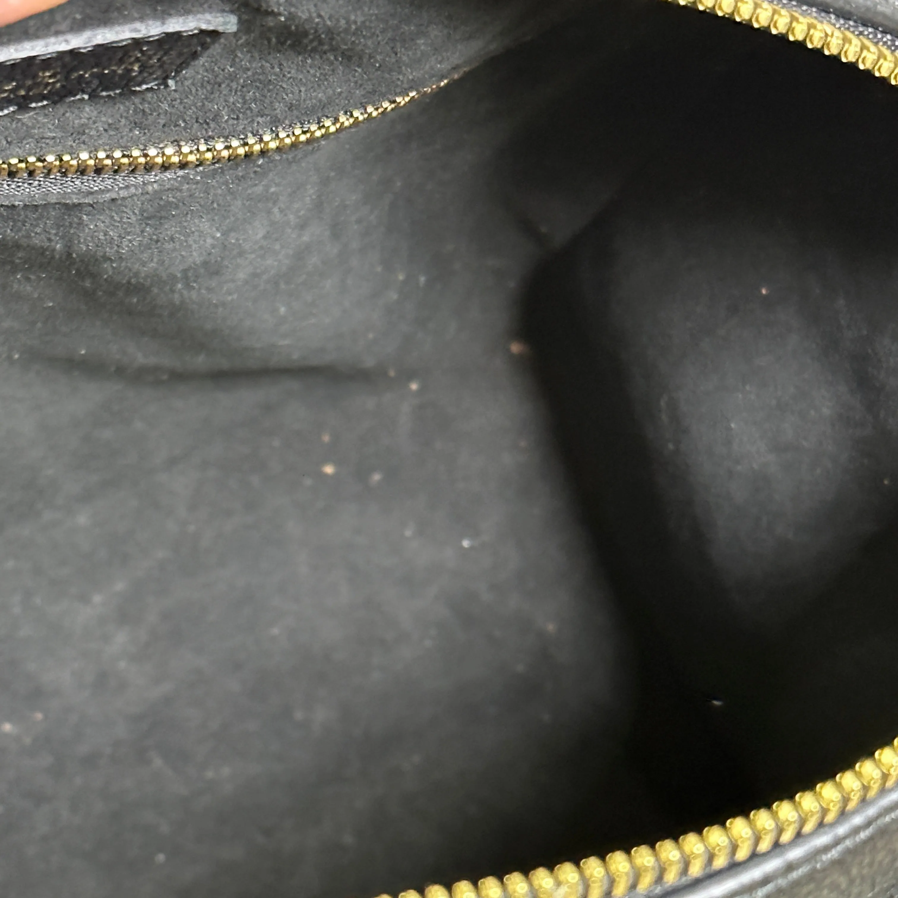 Louis Vuitton Speedy Bandoulière 25 - Giant Empriente Leather - Black
