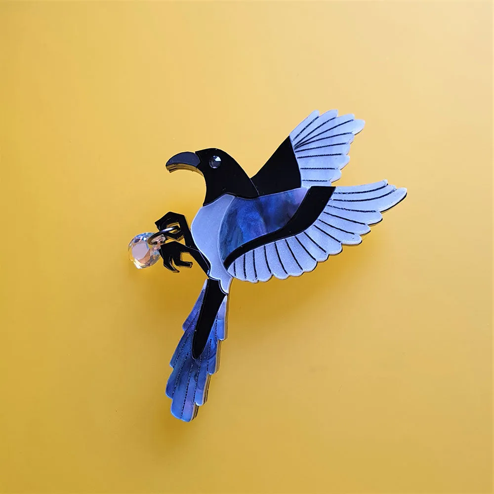 Magpie Brooch by Cherryloco