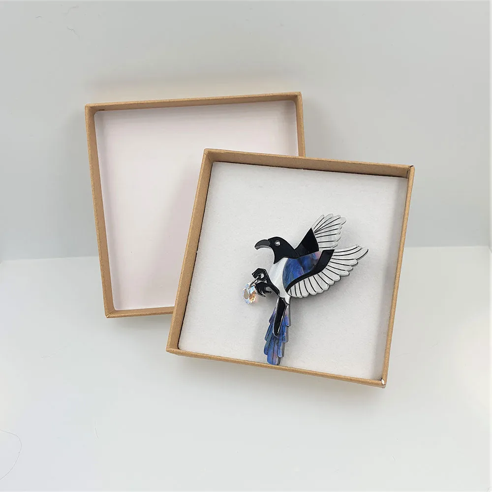 Magpie Brooch by Cherryloco