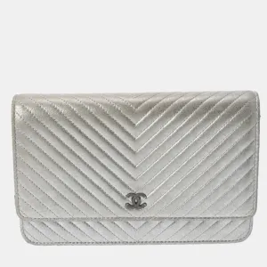 Metallic Silver Leather Wallet On Chain