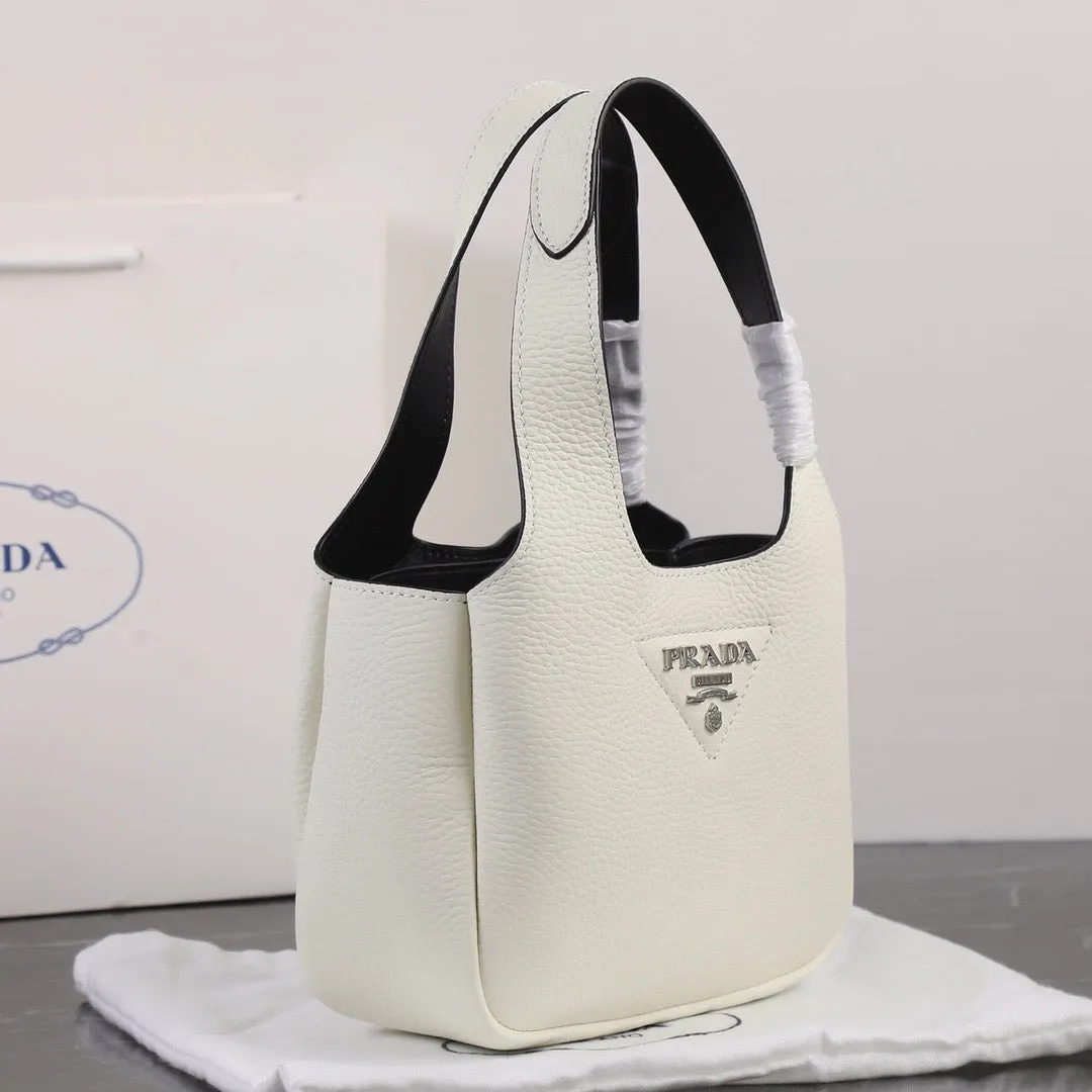 PD295 Leather Mini Bag / 7.1x6.1x3.9inch