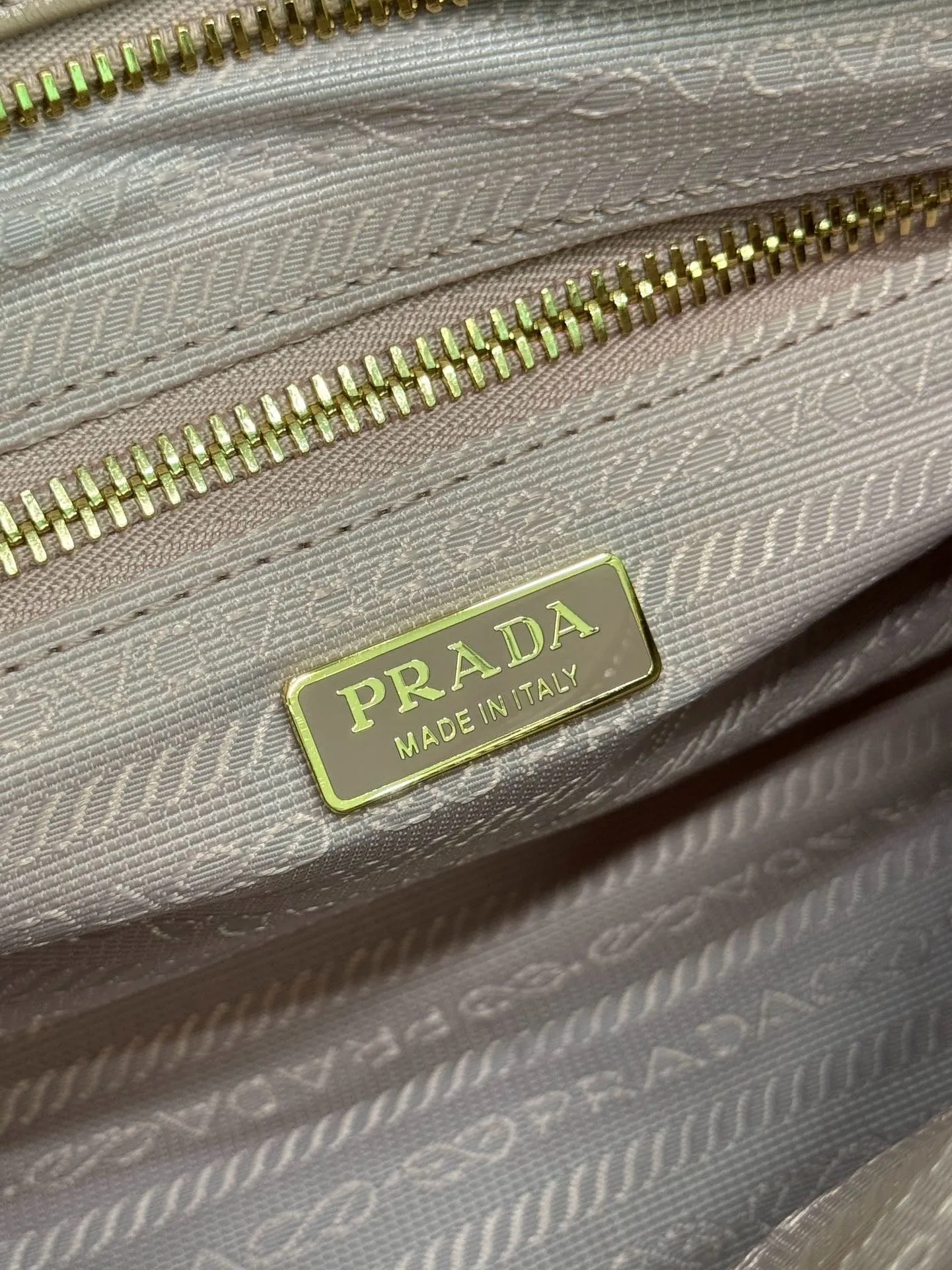 PD319 Cocoa Medium/Large Leather Handbag / HIGHEST QUALITY VERSION