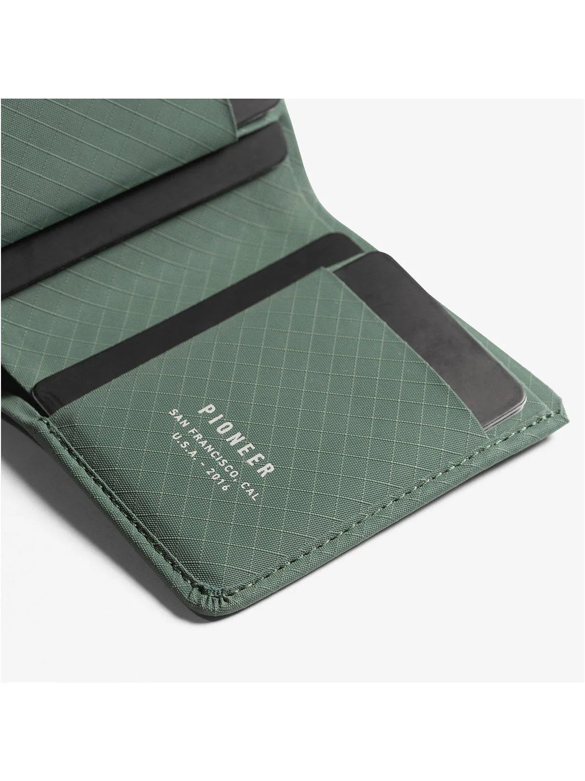 Pioneer Altitude Billfold Wallet 3PN Evergreen