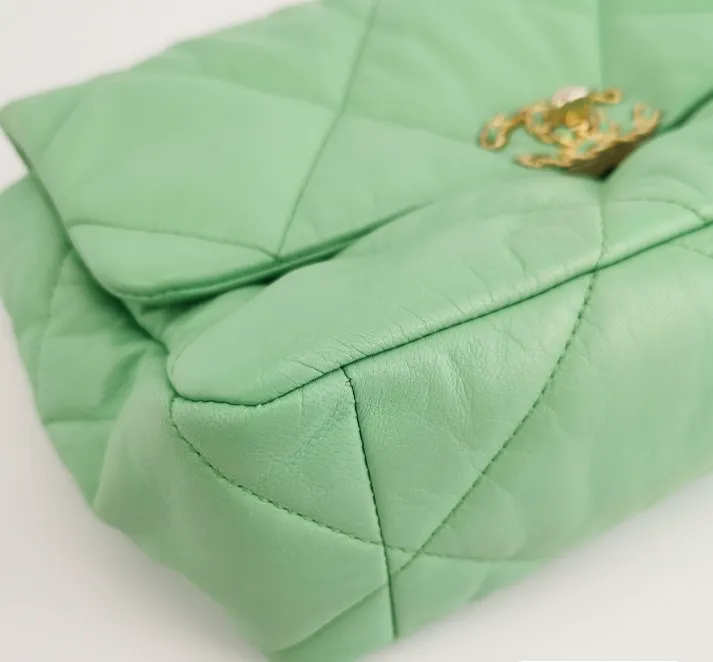 Preloved Chanel 19 Large Bag Green 24062178756265