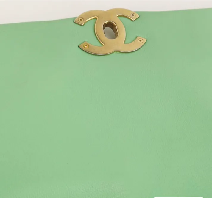 Preloved Chanel 19 Large Bag Green 24062178756265