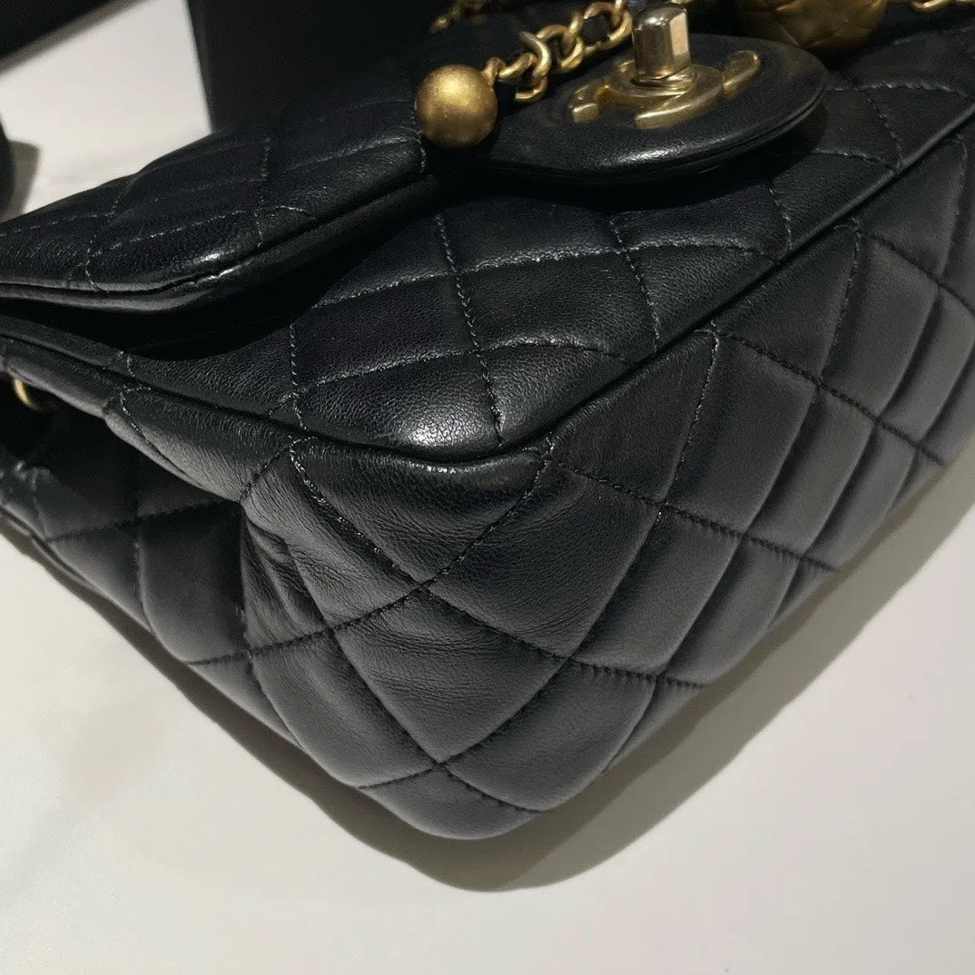 Preloved Chanel Classic Flap Mini Black Shoulder Bag with Adjustable Chain (2020) #J2038