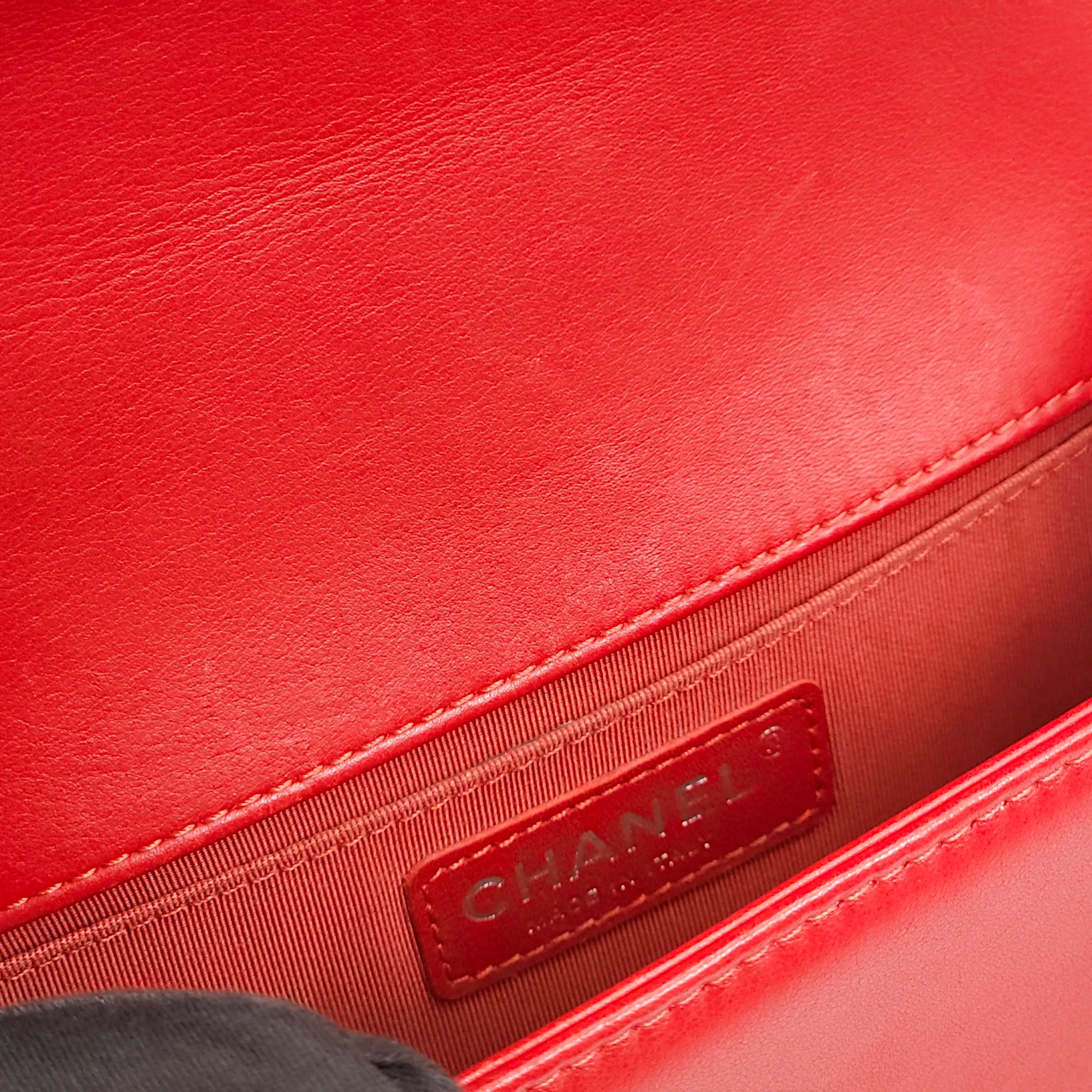 Quilted Le Boy (20cm) Small Red Shoulder Bag in Lambskin, Ruthenium hardware