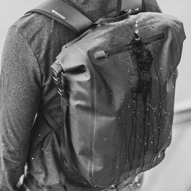 SLNT Faraday Waterproof Backpack Black