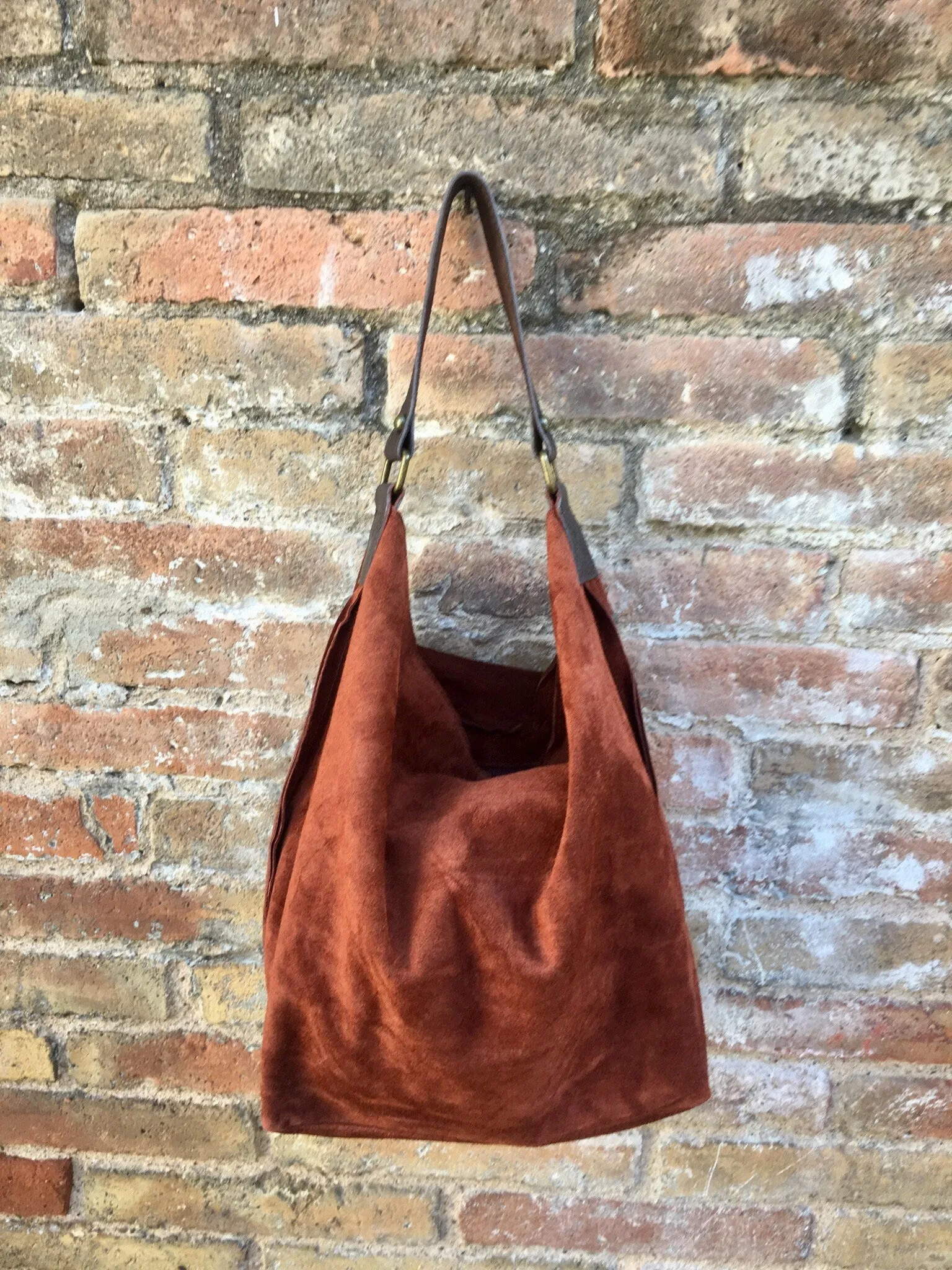 Slouch leather bag in rusty brown. Dark saddle brown hobo  bag. Boho bag.Book or tablet bags in suede. Dark camel brown soft leather shopper